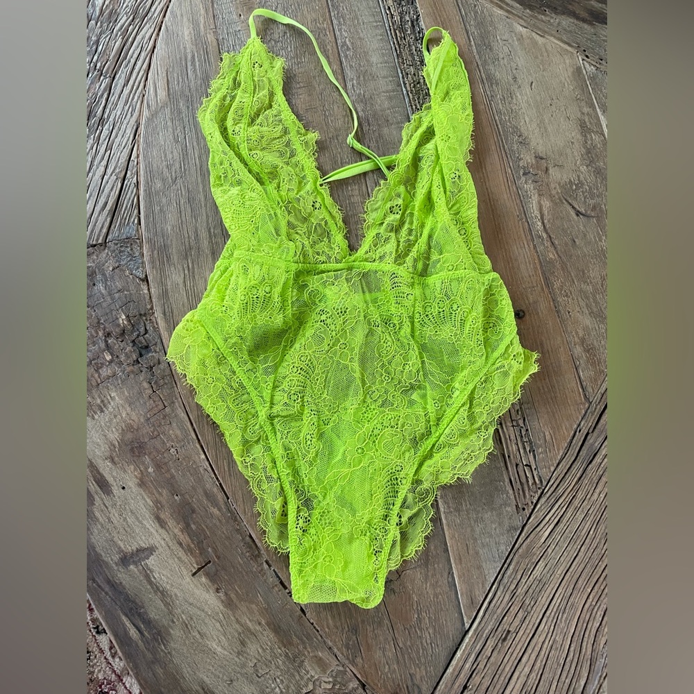 M RATA Camisole Bodysuit Size Medium